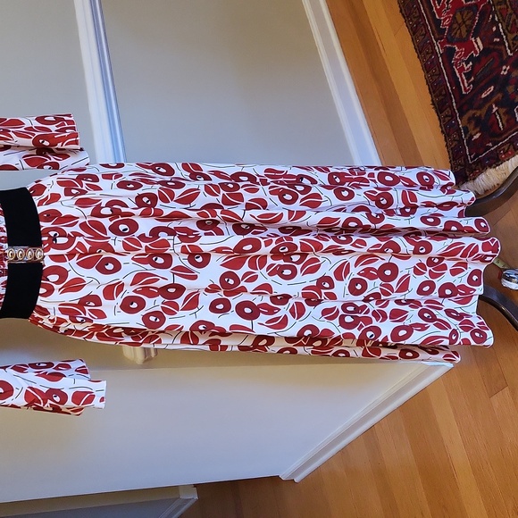 Beautiful boho maxi dress with 3/4 sleeve,  off shoulder, ruched top, full skirt - Picture 8 of 12